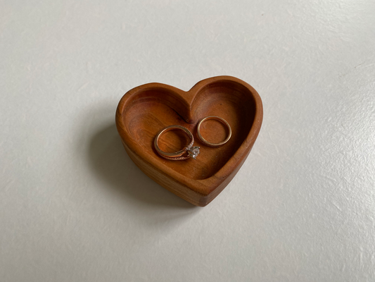 Wedding Wood Heart Shaped Ring Dish | Round Wood Ring Holder | Engagement Gift | Wedding Gift | Anniversary Gift | Bridesmaid Gifts | Bridal Party Gift (Copy)