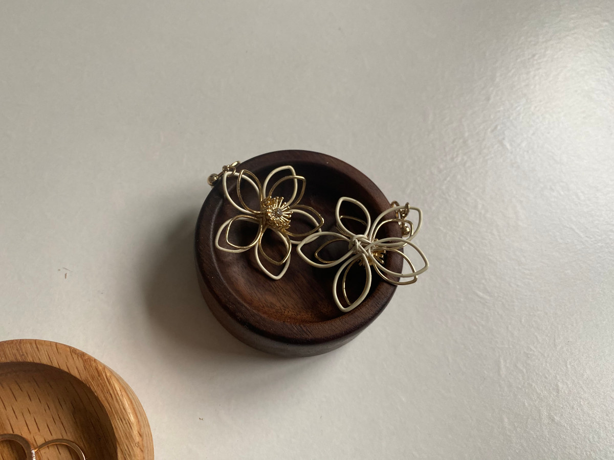 Wedding Wood Ring Dish | Round Wood Ring Holder | Engagement Gift | Wedding Gift | Anniversary Gift | Bridesmaid Gifts | Bridal Party Gift