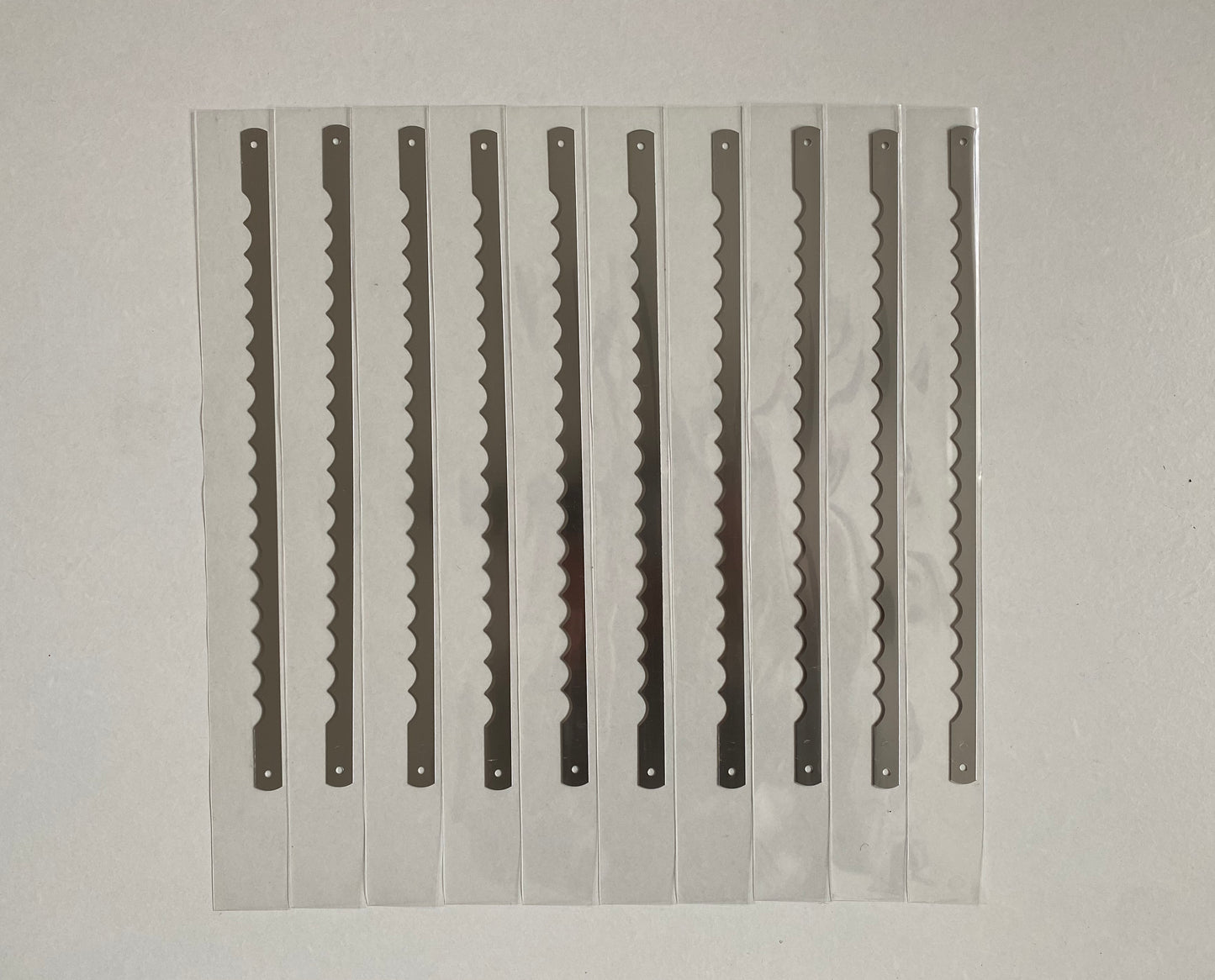 Set of 100 Bread Bow Knife Blades | Stainless Steel Replacement Blade | Bread Blade with Screws for Cake Homemade Bread Cutting Wooden Bread Knife | 10.8 Inches