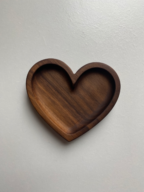 Handmade Hardwood Heart shaped tray | Modern Valet Catch All Decor | Jewelry organization | Entryway tray | Home decor | Gift | Wood project